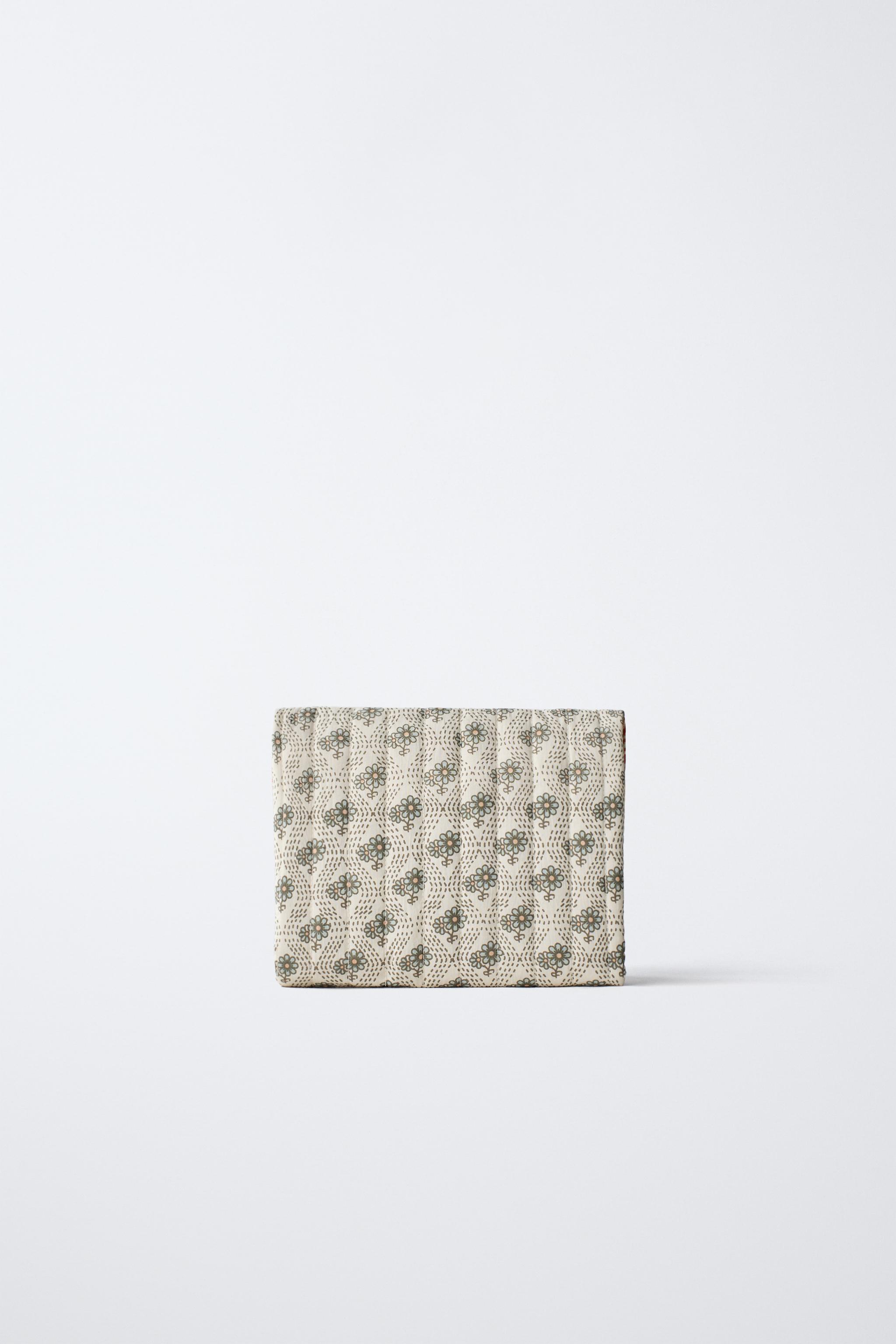 FLORAL MATERNITY CHANGING PAD